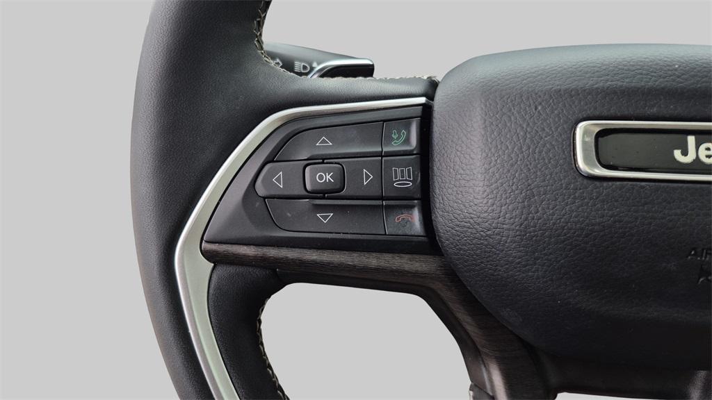 used 2023 Jeep Grand Cherokee car, priced at $30,500
