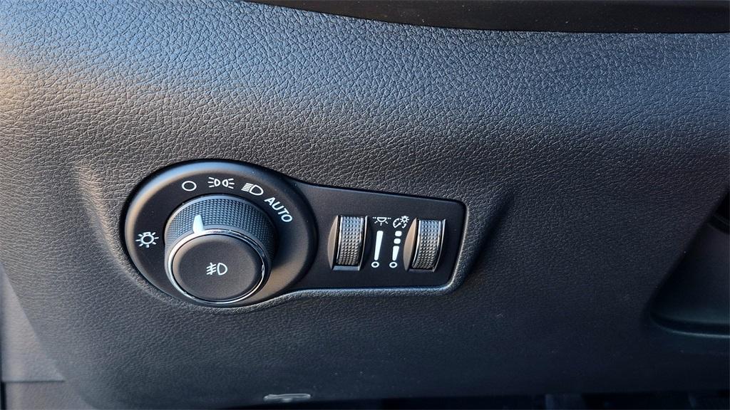 new 2026 Jeep Compass car, priced at $29,774