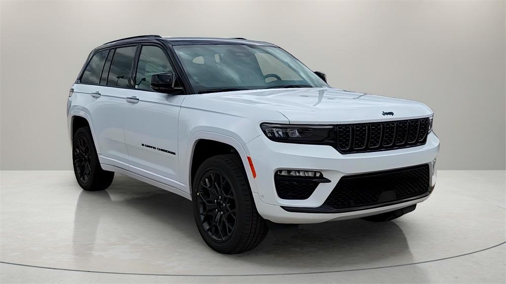 new 2025 Jeep Grand Cherokee car, priced at $57,500