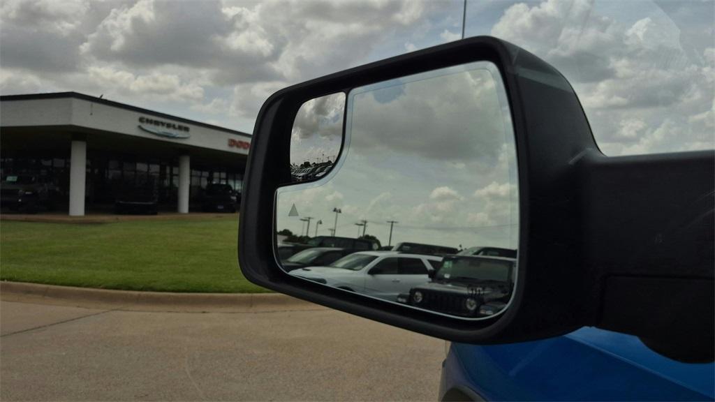 new 2025 Ram 1500 car, priced at $61,294