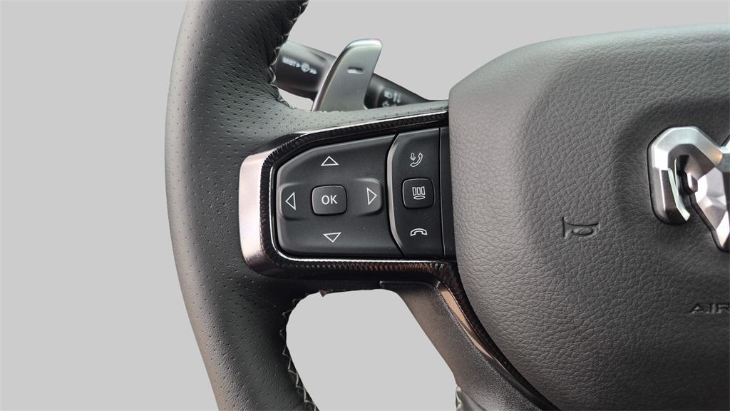 new 2025 Ram 1500 car, priced at $61,294