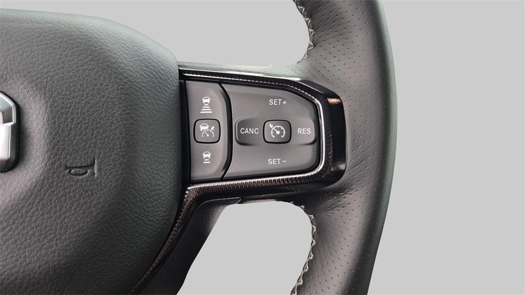 new 2025 Ram 1500 car, priced at $61,294