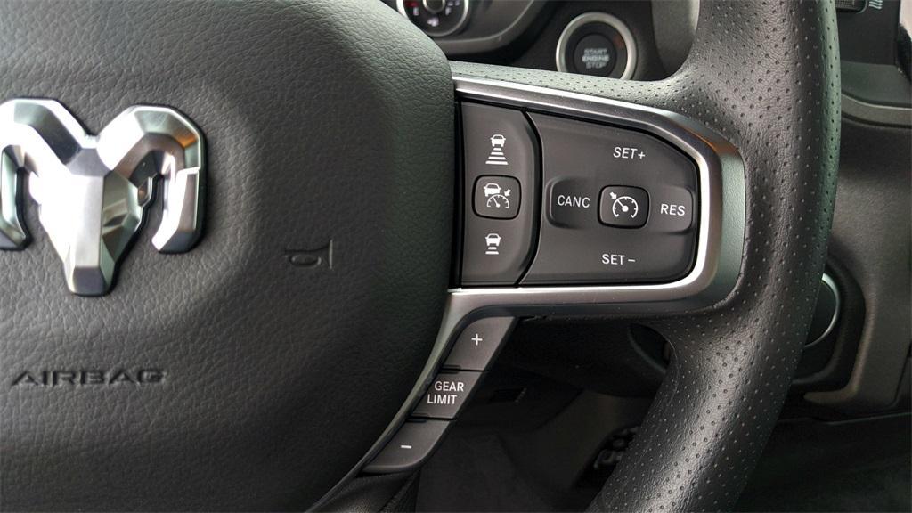 new 2025 Ram 1500 car, priced at $38,000