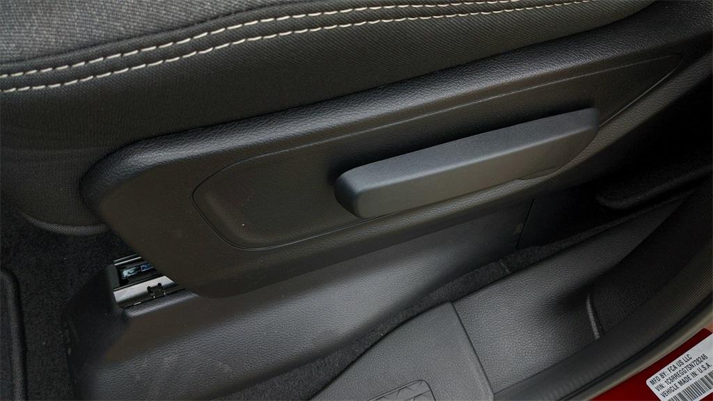 new 2025 Ram 1500 car, priced at $38,000