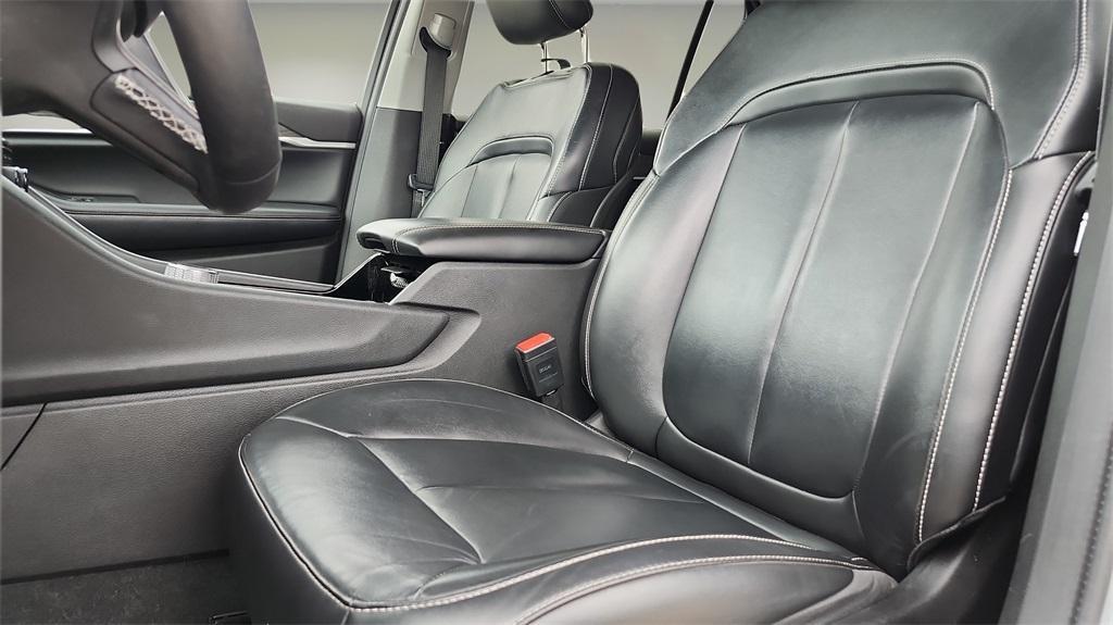 used 2021 Jeep Grand Cherokee L car, priced at $31,500