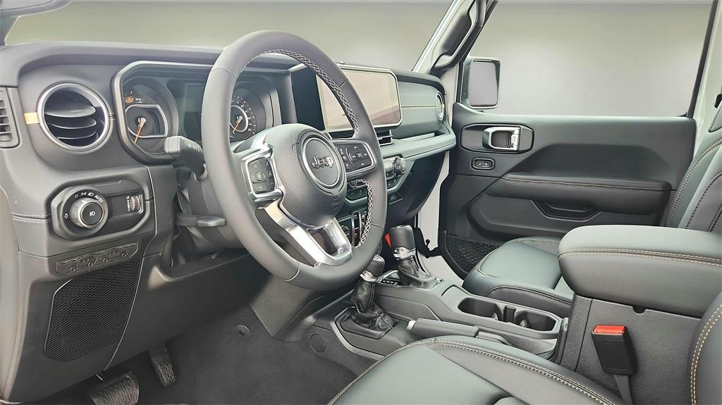 new 2025 Jeep Wrangler car, priced at $55,629