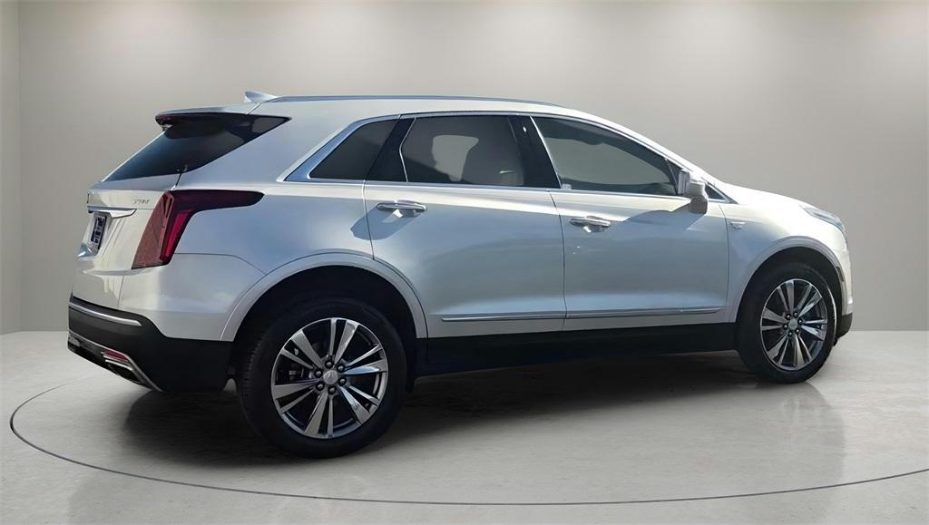 used 2020 Cadillac XT5 car, priced at $24,500