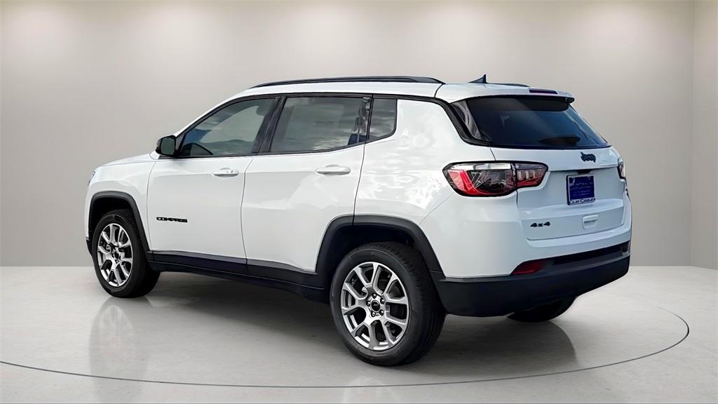 new 2025 Jeep Compass car, priced at $25,500