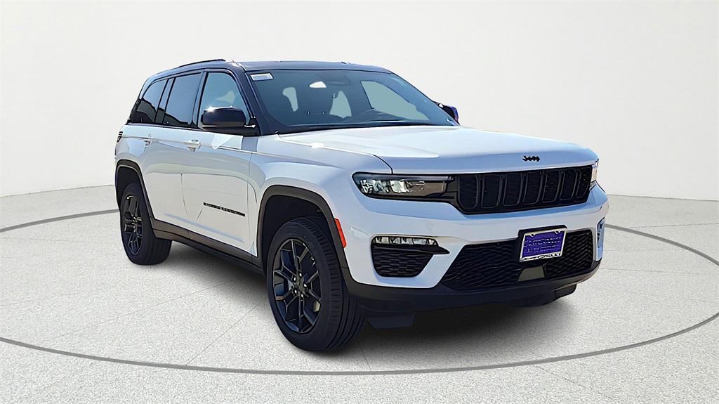 new 2025 Jeep Grand Cherokee car, priced at $50,939
