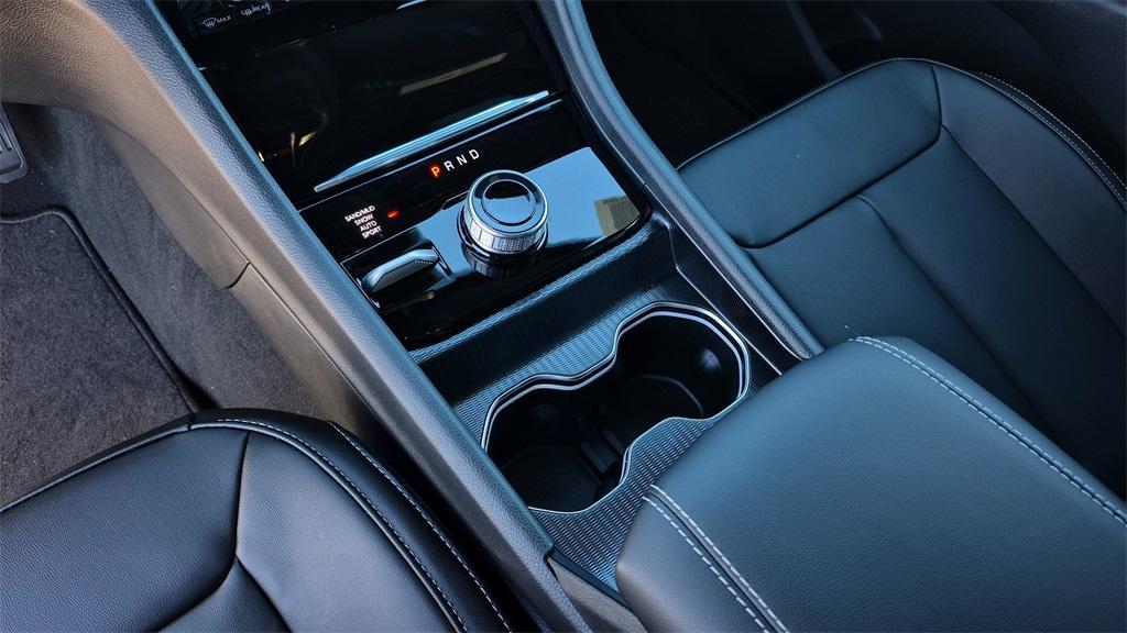 new 2025 Jeep Grand Cherokee car, priced at $50,939