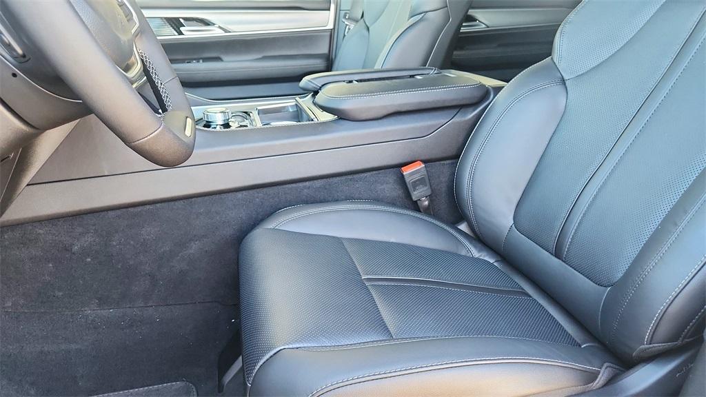 new 2025 Jeep Wagoneer car, priced at $63,000