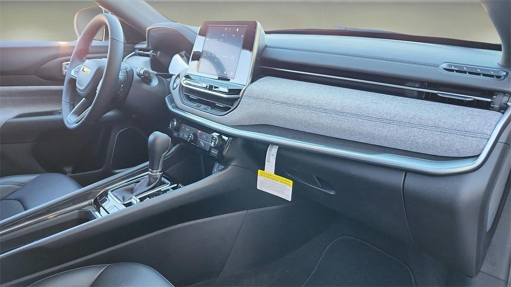 new 2025 Jeep Compass car, priced at $24,500