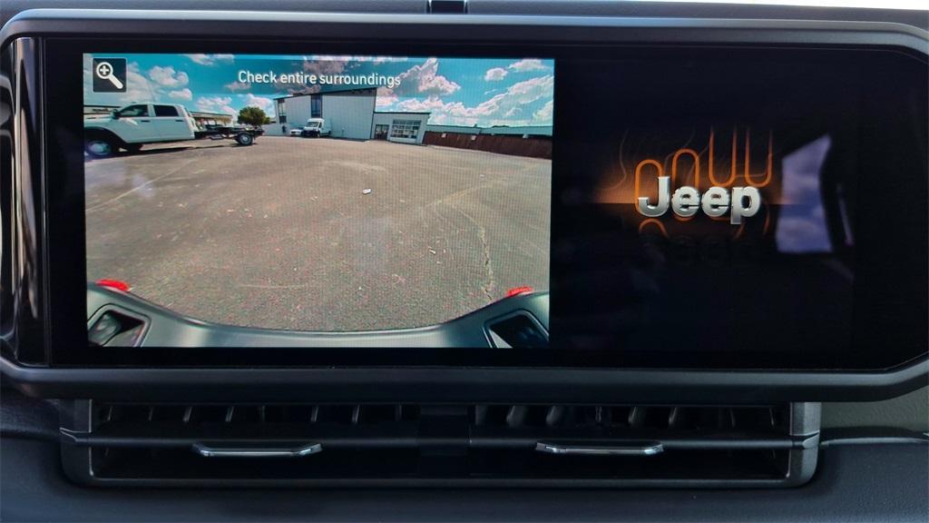 new 2025 Jeep Gladiator car, priced at $52,097