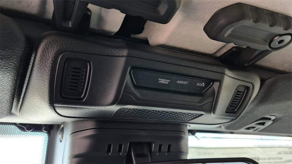 new 2025 Jeep Gladiator car, priced at $52,097