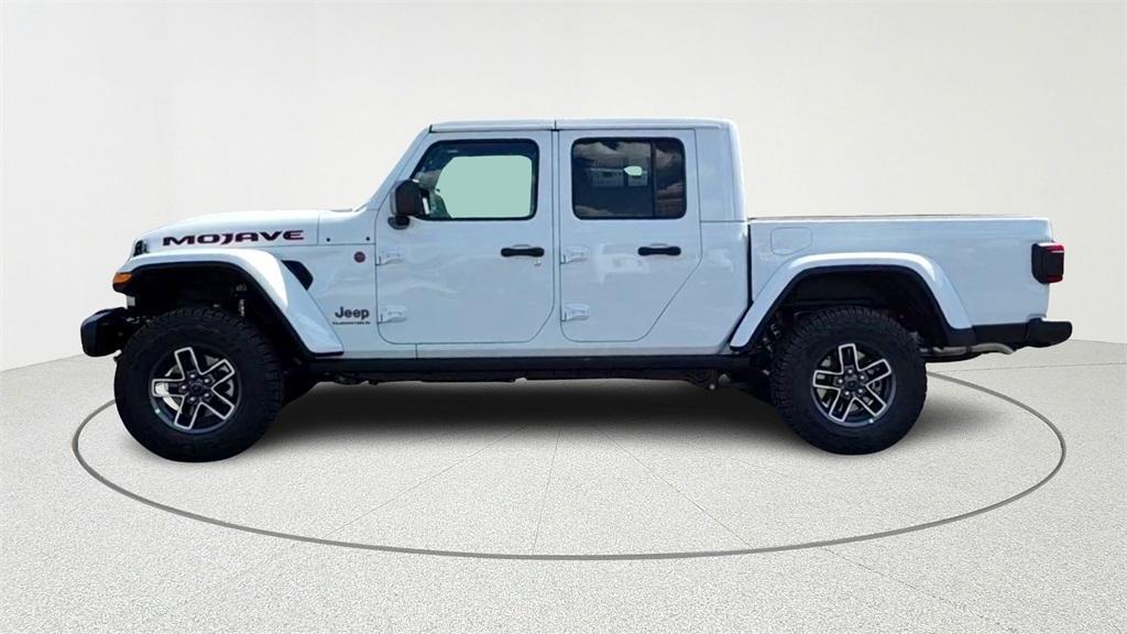 new 2025 Jeep Gladiator car, priced at $52,097