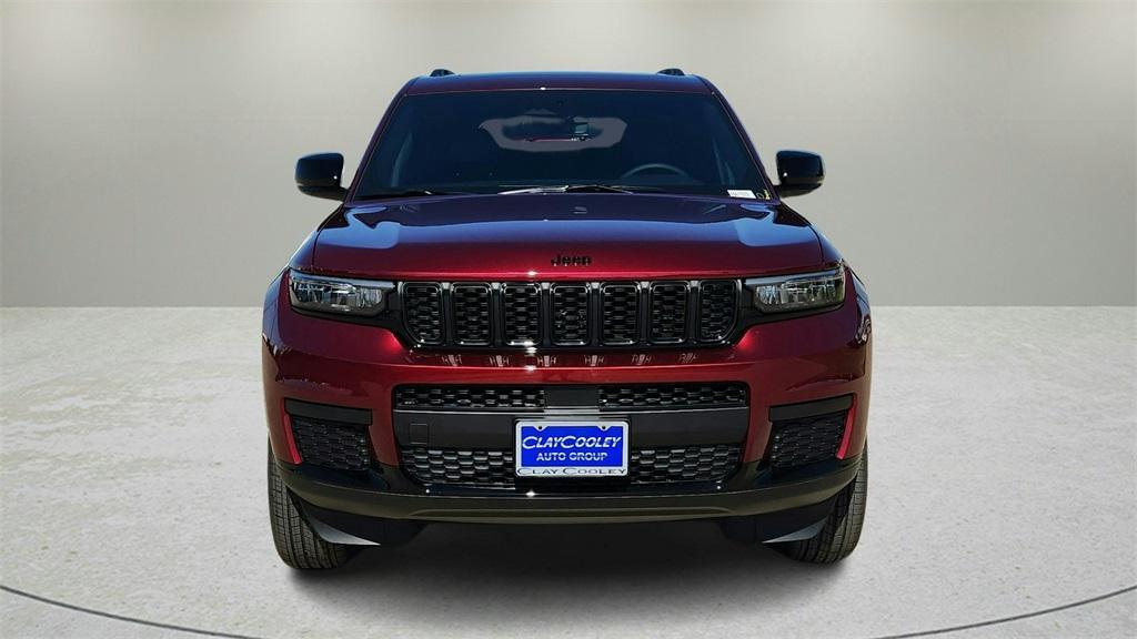 new 2025 Jeep Grand Cherokee L car, priced at $39,000