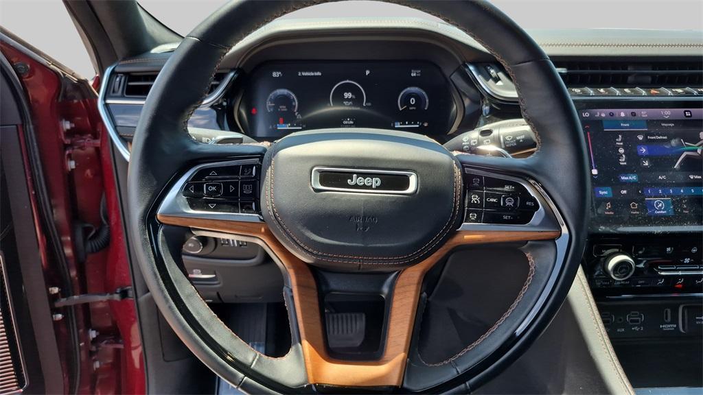 used 2023 Jeep Grand Cherokee car, priced at $41,500