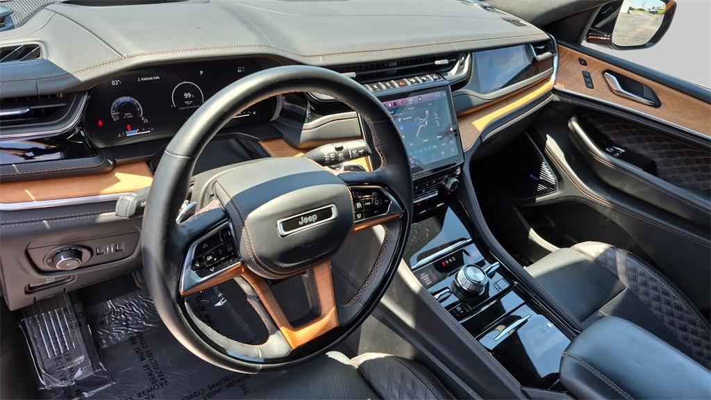 used 2023 Jeep Grand Cherokee car, priced at $41,500