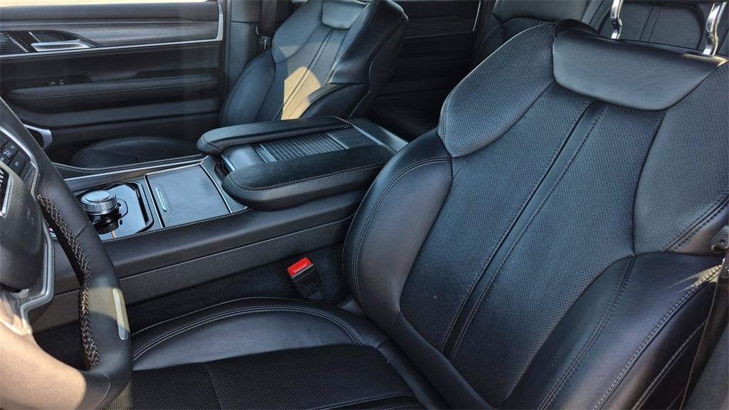 used 2024 Jeep Wagoneer L car, priced at $38,938