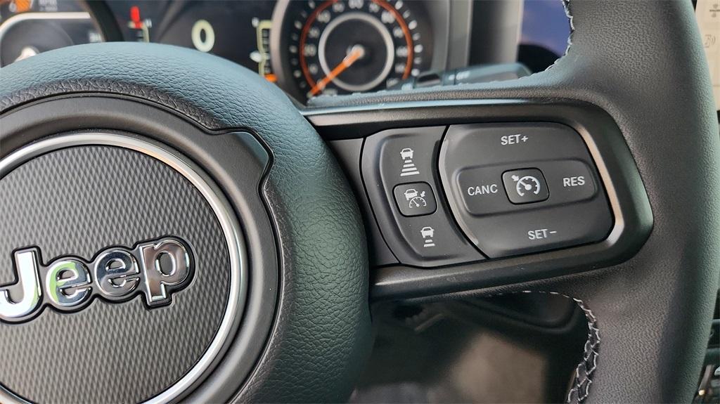 new 2025 Jeep Wrangler car, priced at $49,760