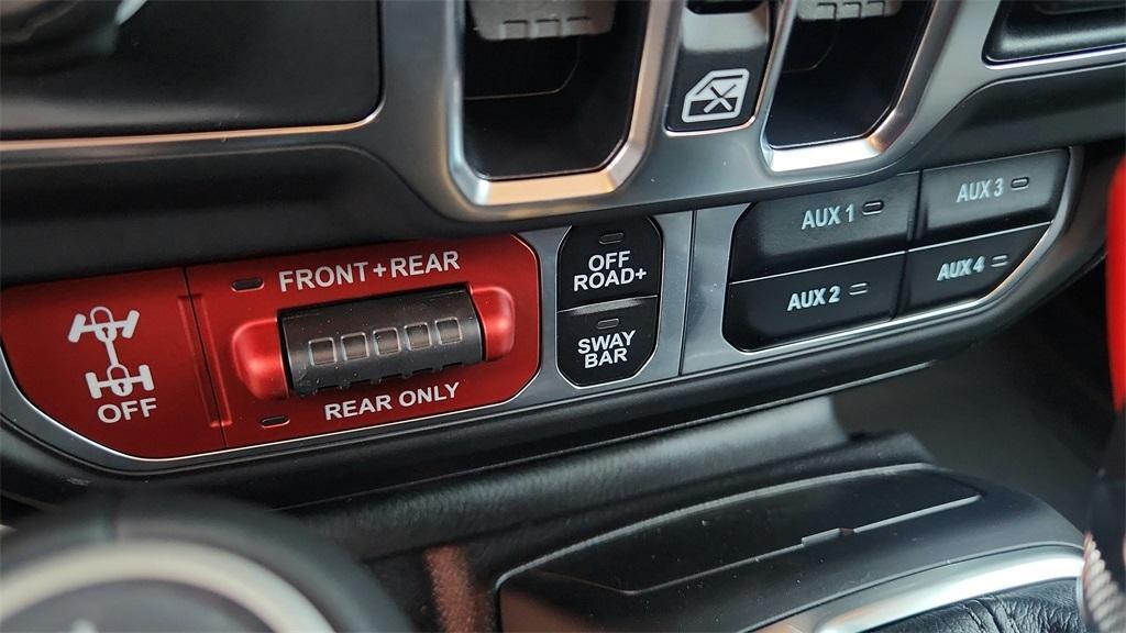 new 2025 Jeep Wrangler car, priced at $69,536