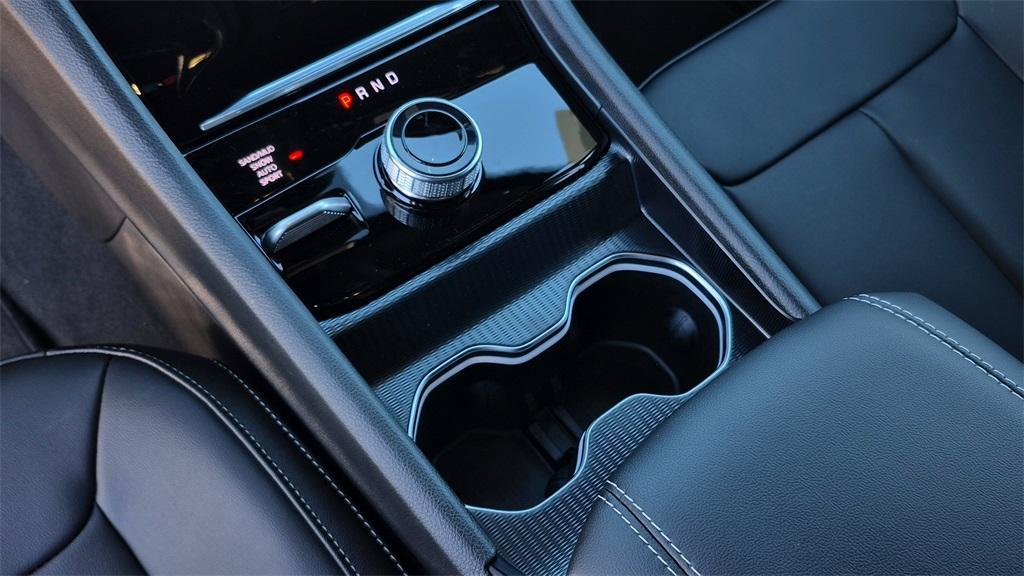 new 2025 Jeep Grand Cherokee L car, priced at $47,881