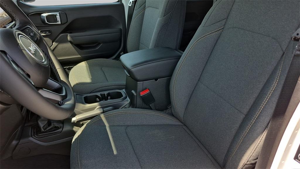 new 2025 Jeep Wrangler car, priced at $44,507