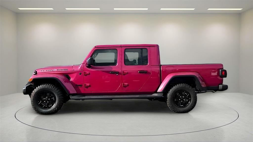 new 2024 Jeep Gladiator car, priced at $40,315