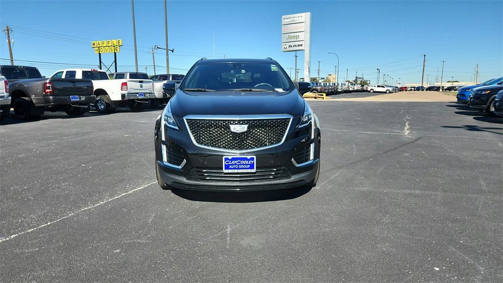 used 2021 Cadillac XT5 car, priced at $30,000