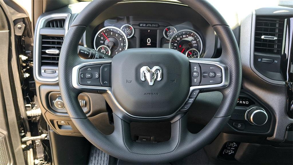 new 2025 Ram 1500 car, priced at $39,000