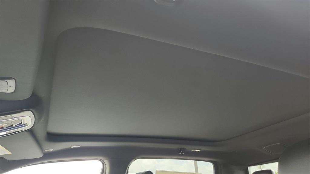new 2025 Ram 1500 car, priced at $62,000