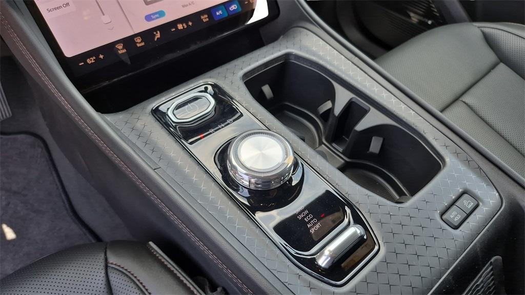new 2025 Jeep Wagoneer S car, priced at $50,000