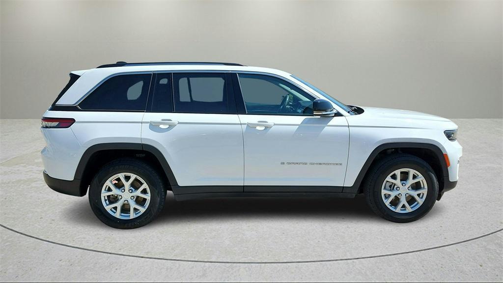 used 2023 Jeep Grand Cherokee car, priced at $31,000