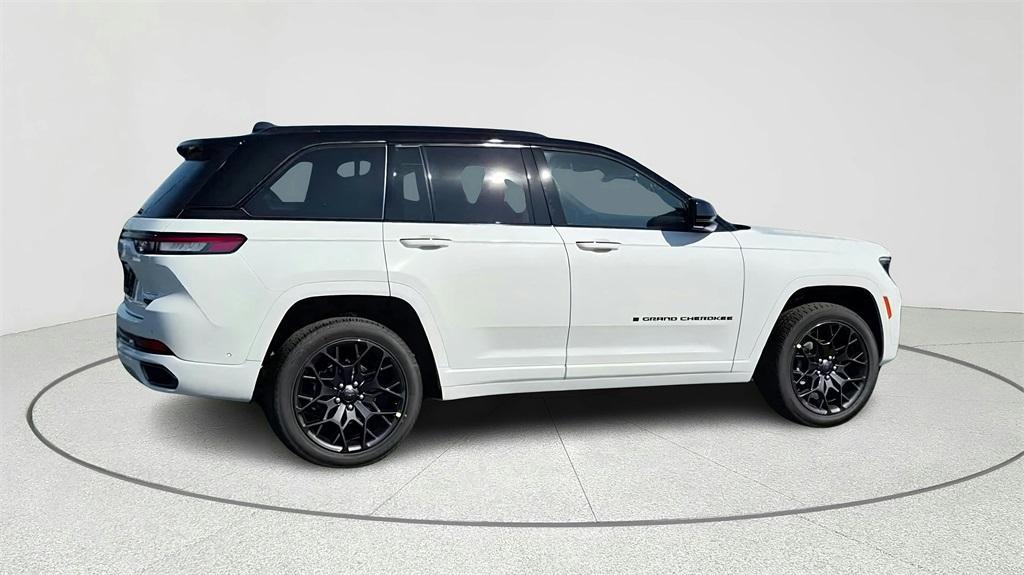 new 2025 Jeep Grand Cherokee car, priced at $61,980