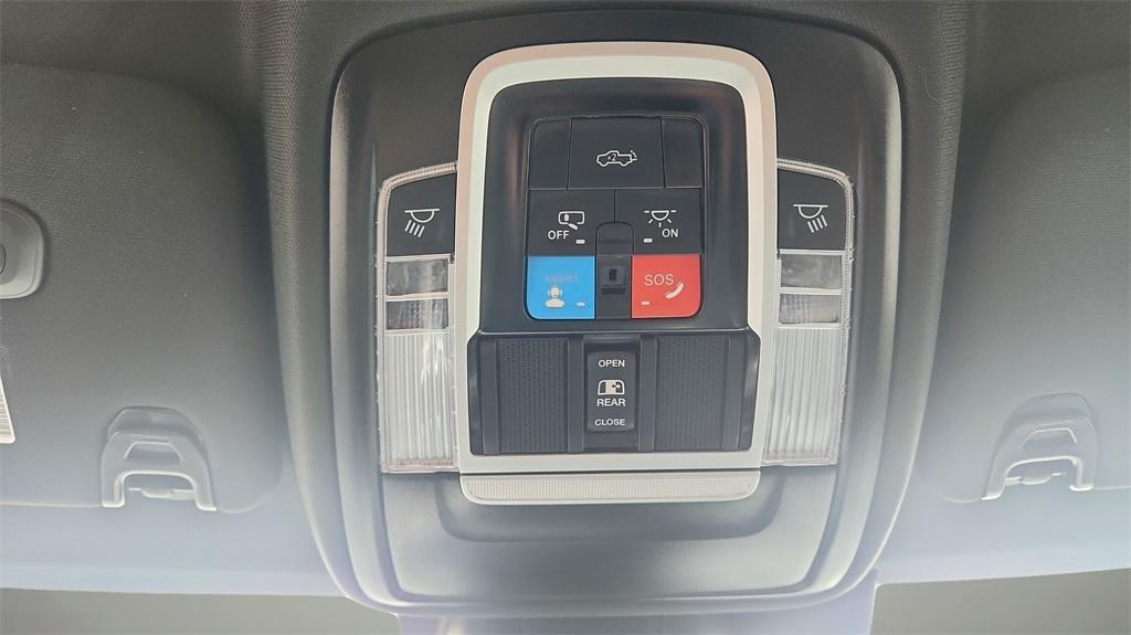 new 2025 Ram 3500 car, priced at $78,326