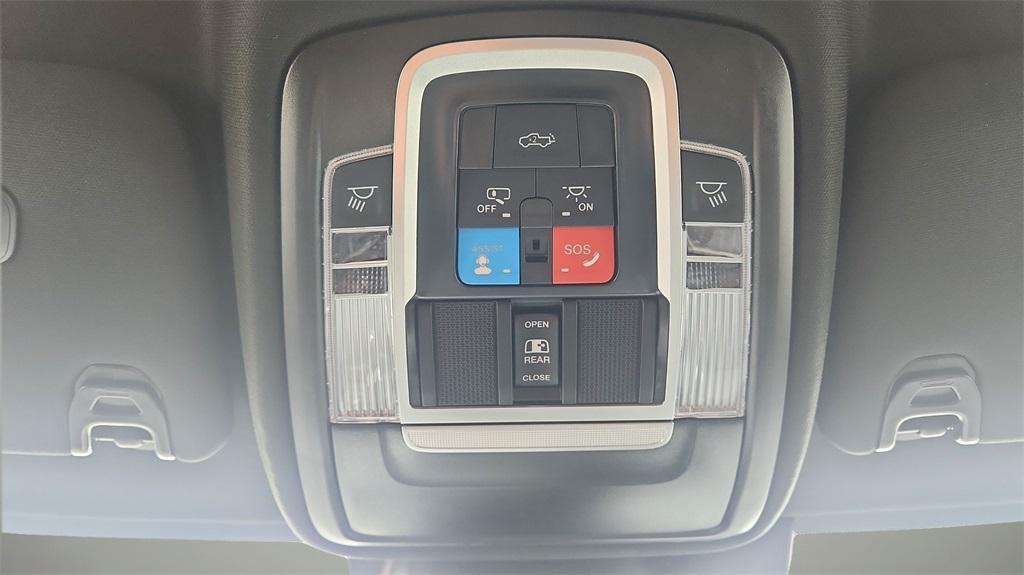 new 2025 Ram 3500 car, priced at $80,392