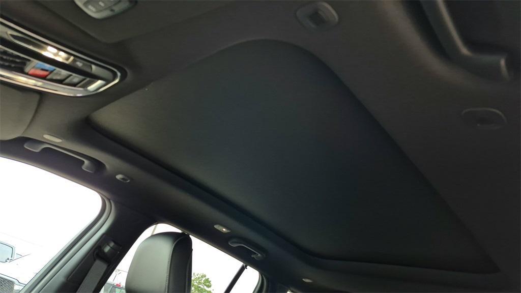 new 2025 Jeep Grand Cherokee car, priced at $51,249