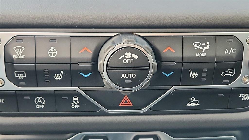 new 2025 Jeep Gladiator car, priced at $44,340