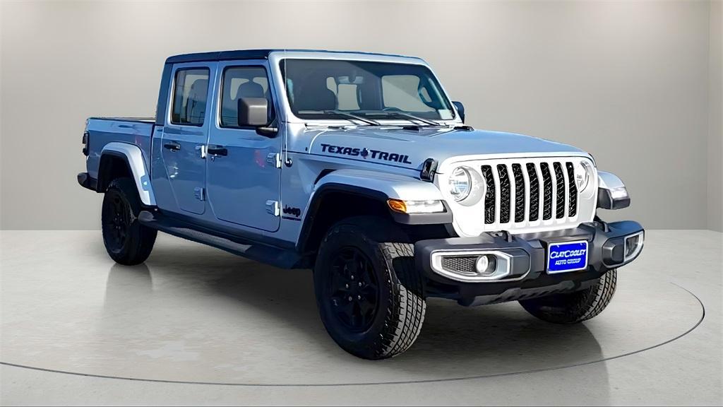 used 2022 Jeep Gladiator car, priced at $30,000