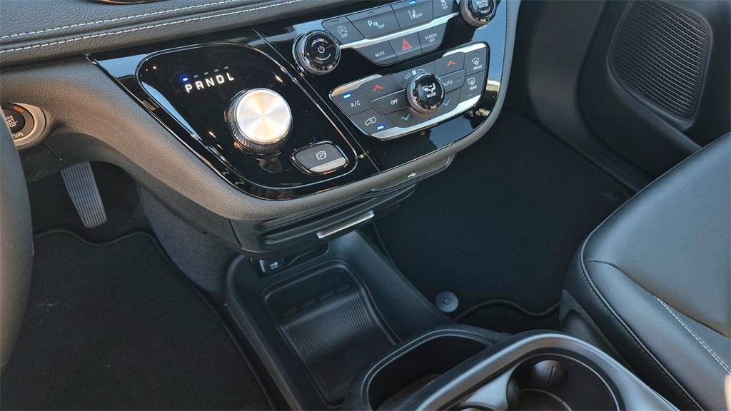 new 2026 Chrysler Pacifica car, priced at $42,786