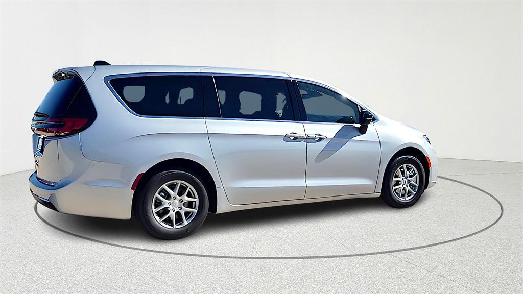 new 2026 Chrysler Pacifica car, priced at $42,786