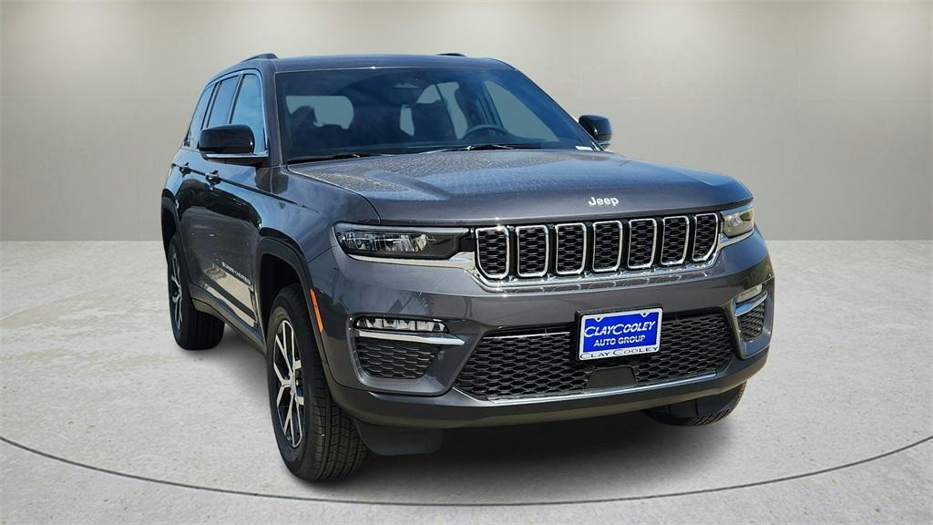 new 2025 Jeep Grand Cherokee car, priced at $34,750
