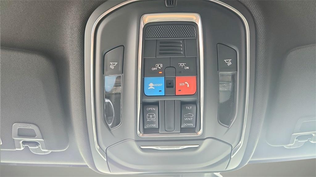new 2025 Jeep Grand Cherokee L car, priced at $40,892