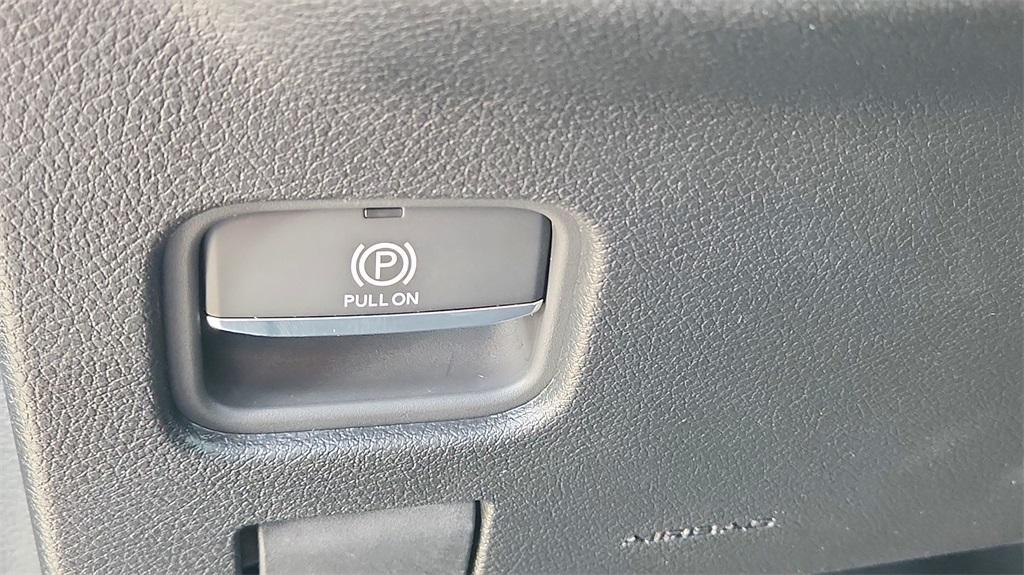 new 2025 Jeep Grand Cherokee L car, priced at $40,892