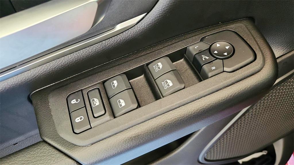 new 2025 Ram 1500 car, priced at $47,500