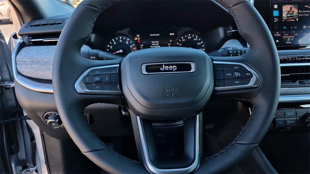 new 2026 Jeep Compass car, priced at $30,486