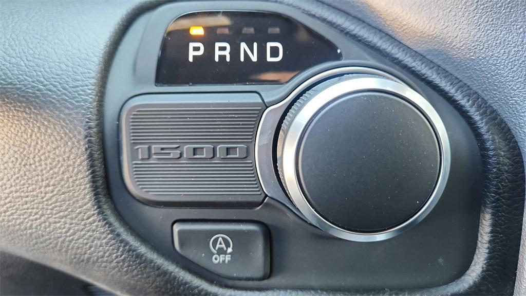 new 2025 Ram 1500 car, priced at $46,000
