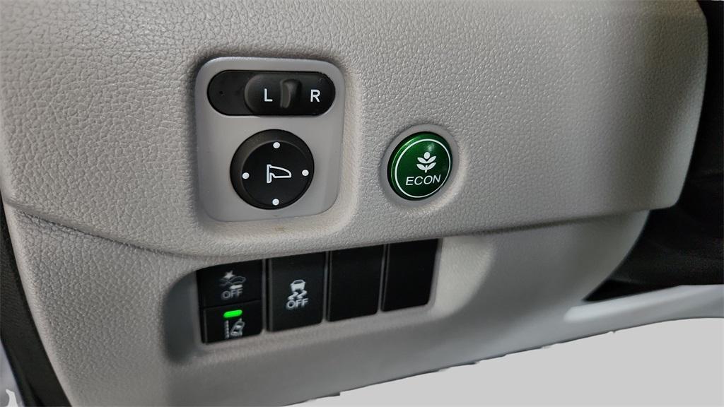 used 2022 Honda Pilot car, priced at $31,500