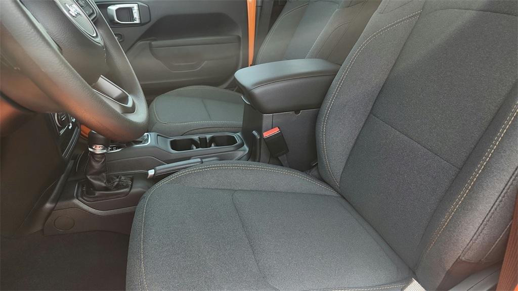 new 2025 Jeep Wrangler car, priced at $37,000