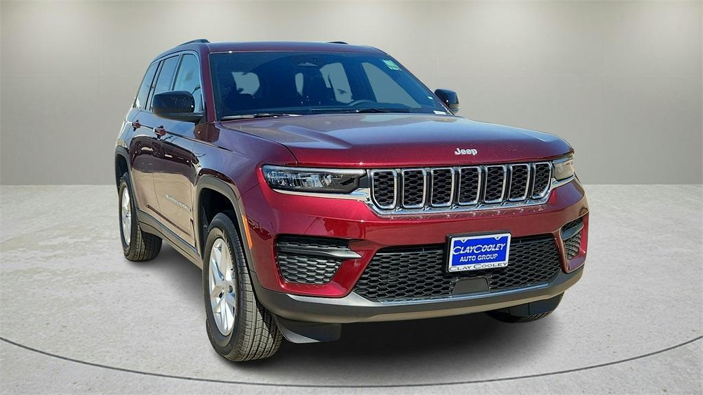 new 2025 Jeep Grand Cherokee car, priced at $34,500